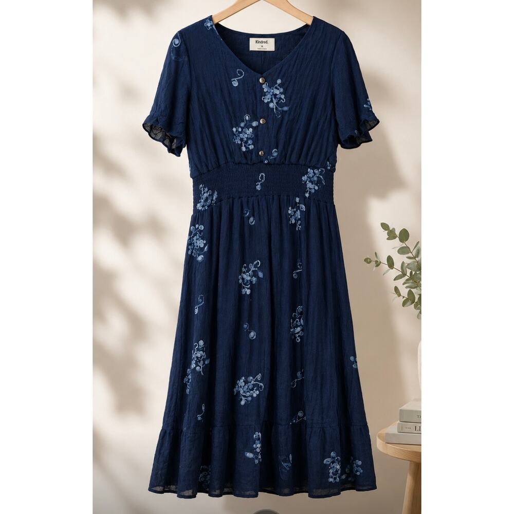 Kindred Embroidered Dress Medium Boho Cottagecore Smocked Waist Floral Dress